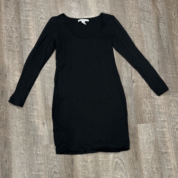 Perfect SOFT Little Black Dress Kenneth Cole Sz S - Picture 1 of 10